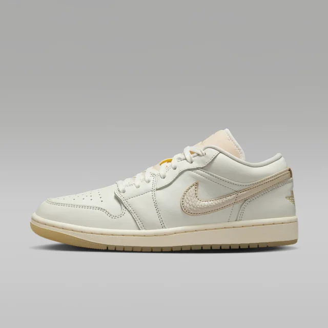 NIKE AIR JORDAN 1 LOW